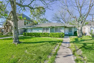 4710 Wedgewood Dr, Bellaire, TX 77401 - Photo 1