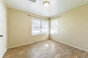 4710 Wedgewood Dr, Bellaire, TX 77401 - Photo 10
