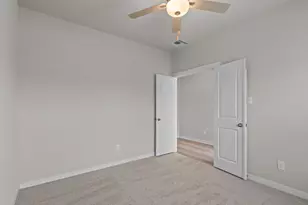 235 Bay Laurel Ct, Alvin, TX 77511 - Photo 12