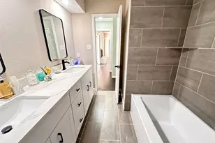 10902 Bob White Dr, Houston, TX 77096 - Photo 22