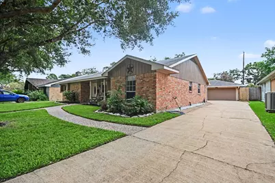 722 Seaway Drive, Seabrook, TX 77586 - Photo 4