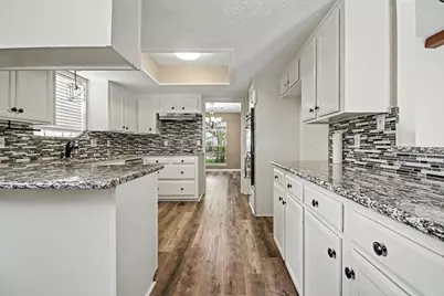 722 Seaway Drive, Seabrook, TX 77586 - Photo 12