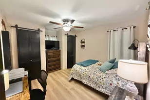 3850 Hays Ave, Groves, TX 77619 - Photo 16