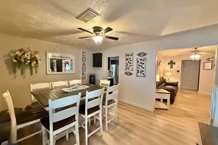 3850 Hays Ave, Groves, TX 77619 - Photo 6