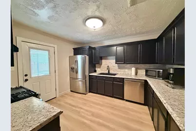 3850 Hays Avenue, Groves, TX 77619 - Photo 10