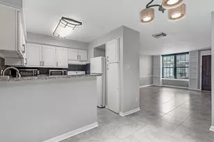 2647 Marilee Ln, Houston, TX 77057 - Photo 12