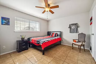3718 Sealy St, Galveston, TX 77550 - Photo 14