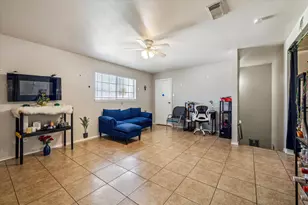 3718 Sealy St, Galveston, TX 77550 - Photo 8