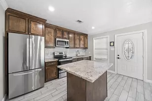 7941 Goode St, Houston, TX 77012 - Photo 22