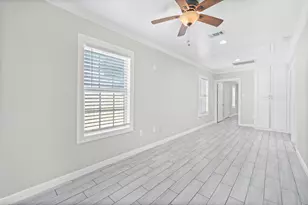 7941 Goode St, Houston, TX 77012 - Photo 16