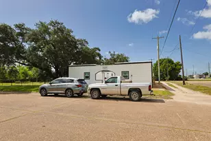 521 2nd Ave N, Texas City, TX 77590 - Photo 10