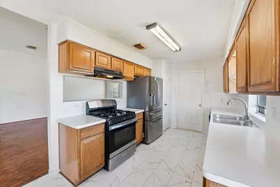 3901 22nd Street N, Texas City, TX 77590 - Photo 12