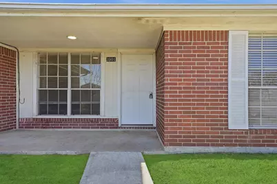 3901 22nd Street N, Texas City, TX 77590 - Photo 4