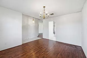 3901 22nd St N, Texas City, TX 77590 - Photo 6