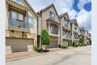 8418 Oak Leaf Point Drive, Houston, TX 77055 - Photo 2