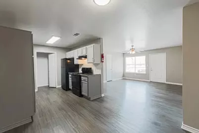 11111 W Montgomery Road #912, Houston, TX 77088 - Photo 2