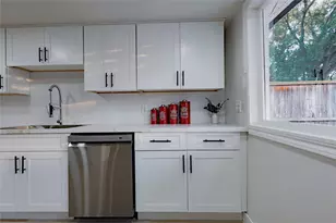 7310 Corta Calle Dr, Houston, TX 77083 - Photo 6