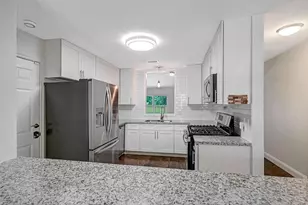 55 Dew Fall Ct, The Woodlands, TX 77380 - Photo 6