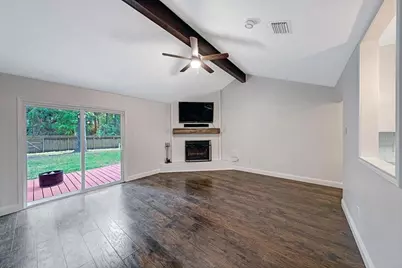 55 Dew Fall Court, The Woodlands, TX 77380 - Photo 8