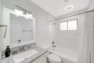 55 Dew Fall Ct, The Woodlands, TX 77380 - Photo 16