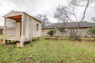 1013 Mccall Ave, Conroe, TX 77301 - Photo 18
