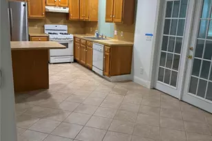 3207 E Heatherock Cir, Sugar Land, TX 77479 - Photo 4