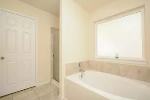2214 Forest Floor Ct, Rosenberg, TX 77471 - Photo 10