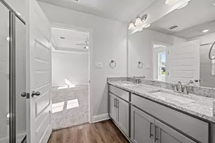 18 Gemstone Ct, Angleton, TX 77515 - Photo 26