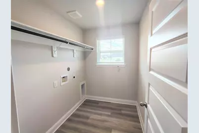 18 Gemstone Court, Angleton, TX 77515 - Photo 22