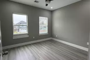 10103 Grover Ln, Houston, TX 77041 - Photo 10
