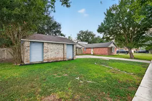 8623 Quail Hills Dr, Houston, TX 77489 - Photo 2
