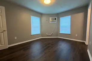 3028 Avenue M, Galveston, TX 77550 - Photo 6