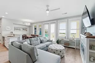 4111 Pointe W Dr, Galveston, TX 77554 - Photo 6