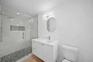 5447 Kingfisher Dr, Houston, TX 77096 - Photo 22