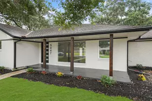 5447 Kingfisher Dr, Houston, TX 77096 - Photo 2