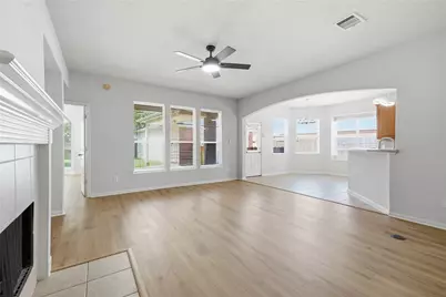6165 Darlington Ct Court, League City, TX 77573 - Photo 18