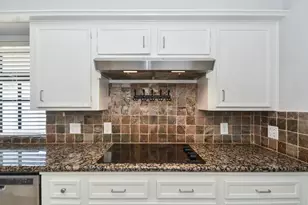 3107 Barnhill, Sugar Land, TX 77479 - Photo 10