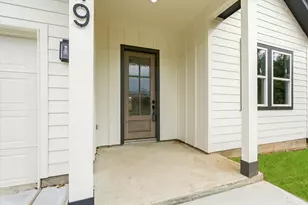 419 S Lobit St, La Porte, TX 77571 - Photo 2