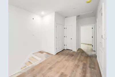8206 Colonial Lane, Houston, TX 77051 - Photo 16