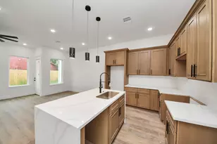 8206 Colonial Ln, Houston, TX 77051 - Photo 12