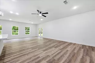 3331 Aster St, Orange, TX 77632 - Photo 12
