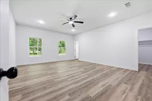 3331 Aster St, Orange, TX 77632 - Photo 18