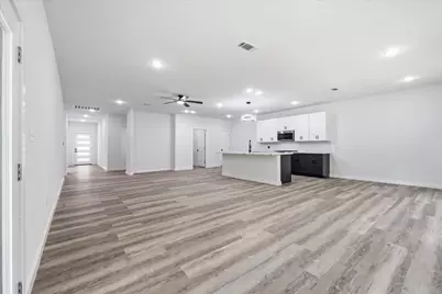3331 Aster Street, Orange, TX 77632 - Photo 10