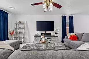 2922 Silent Dr, Sugar Land, TX 77498 - Photo 12