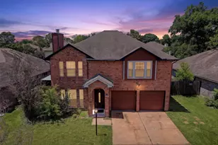 2922 Silent Dr, Sugar Land, TX 77498 - Photo 8