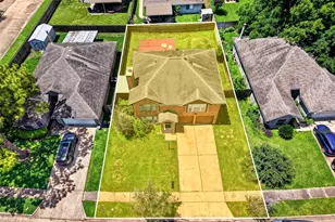 2922 Silent Dr, Sugar Land, TX 77498 - Photo 36