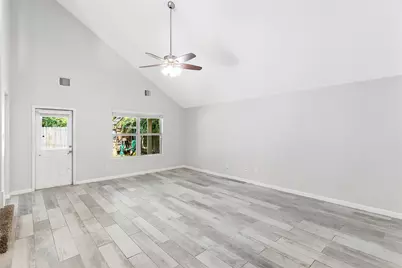 1111 Agua Dulce Trail, Channelview, TX 77530 - Photo 18