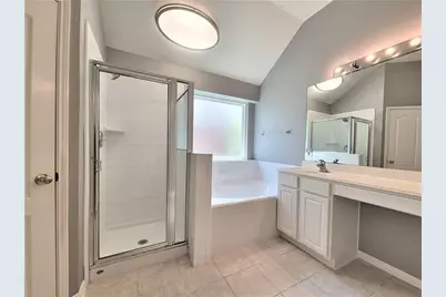 13910 White Oak Glen Court, Cypress, TX 77429 - Photo 10