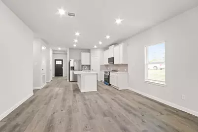 11791 Oakwood Ranch Drive, Willis, TX 77378 - Photo 8