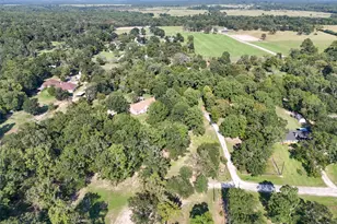 60 Redbird Ln, Huntsville, TX 77320 - Photo 36